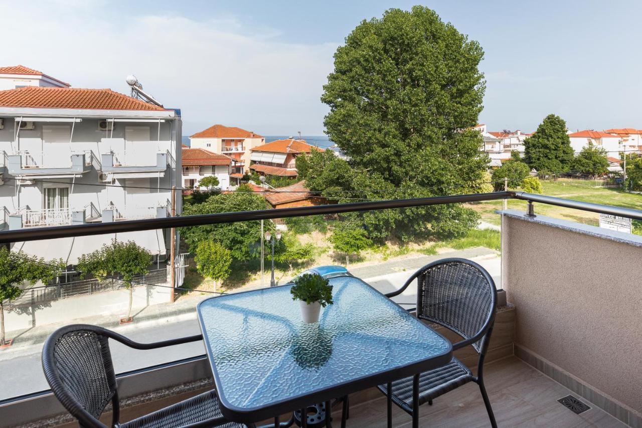 Makris Luxury Rooms Leptokaryá Luaran gambar